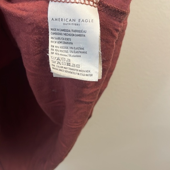 Rust colored tie front American Eagle top size M - Picture 4 of 4